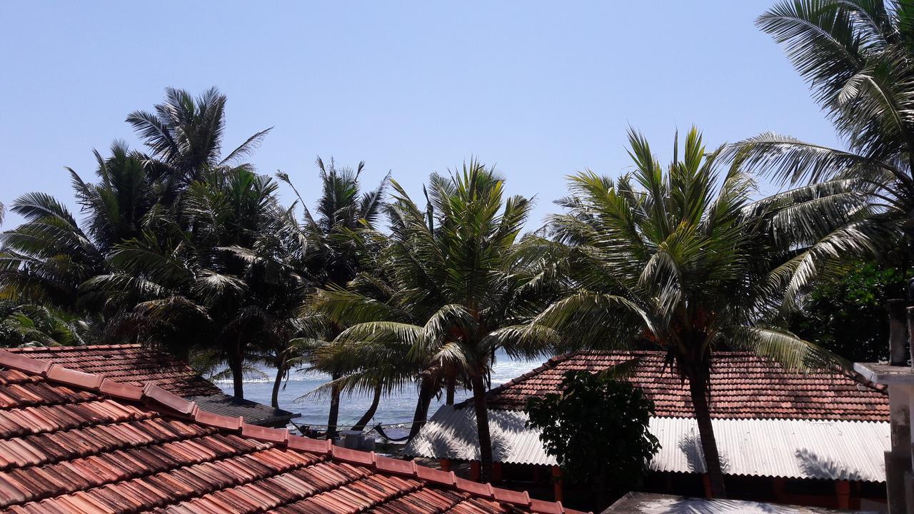 Ram'S Surfing Beach,Midigama East Ngoại thất bức ảnh