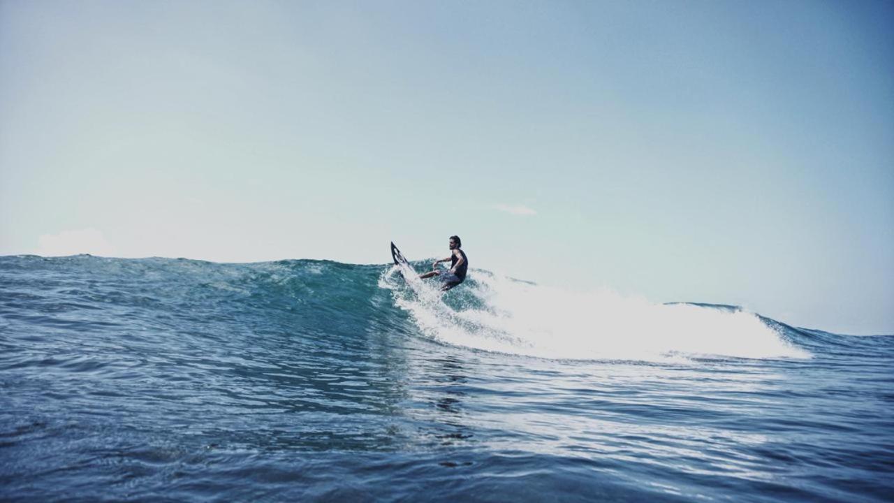 Ram'S Surfing Beach,Midigama East Ngoại thất bức ảnh